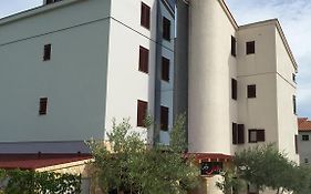 Apartments Villa Cherry